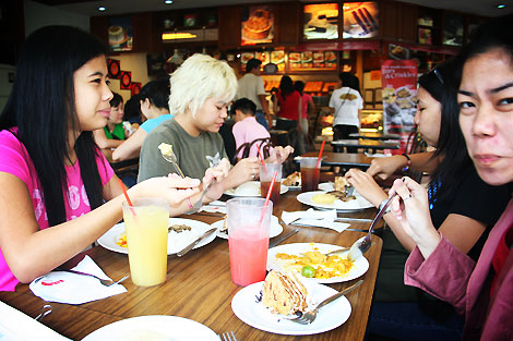with Comm Res 101 groupmates at Red Ribbon along Escriva St. in Ortigas Center