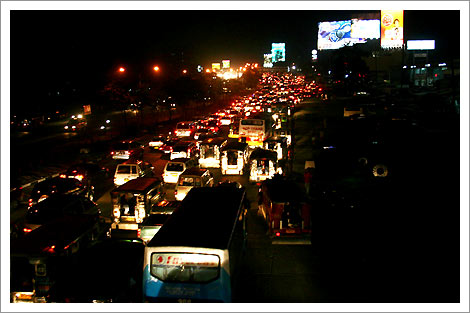 traffic at Commonwealth Avenue