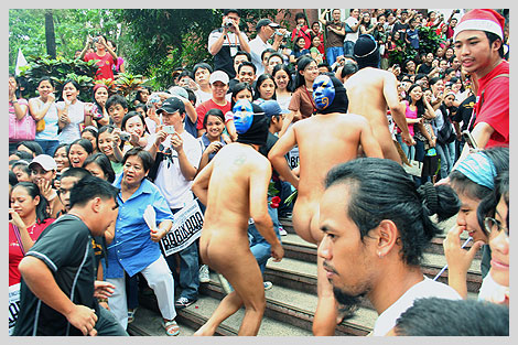 Oblation Run, naked men running