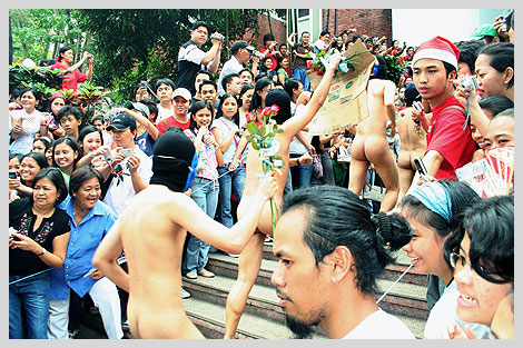 Oblation Run, naked men running